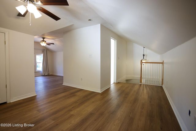 2221 Beargrass Ave, Louisville, KY 40218