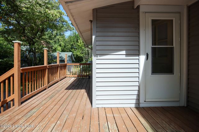 2221 Beargrass Ave, Louisville, KY 40218
