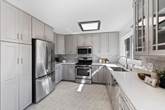 101 Elmwood Court, San Bruno, CA 94066