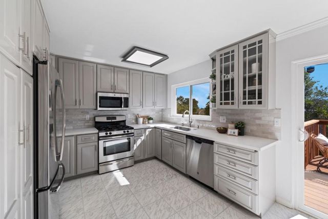 101 Elmwood Court, San Bruno, CA 94066