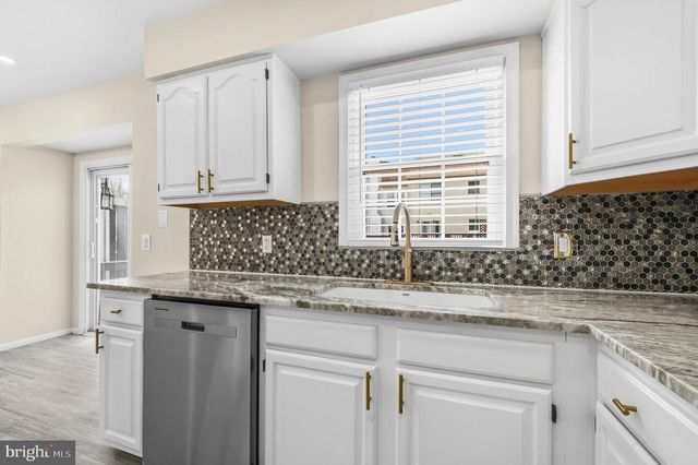 299 SAINT MICHAELS CIR, Odenton, MD 21113