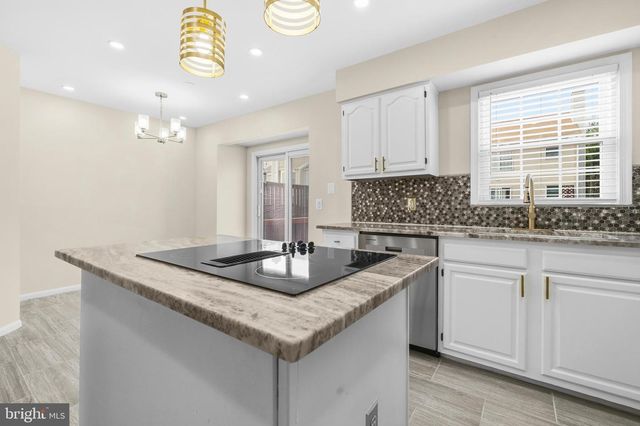 299 SAINT MICHAELS CIR, Odenton, MD 21113