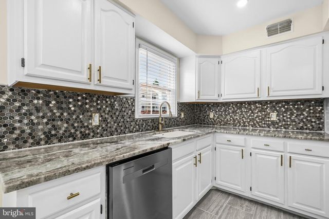 299 SAINT MICHAELS CIR, Odenton, MD 21113