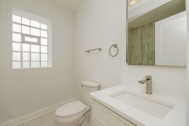 3731 N KIMBALL Avenue 2N, Chicago, IL 60618