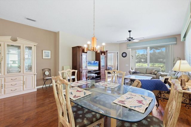 8549 54TH AVENUE CIRCLE E, Bradenton, FL 34211