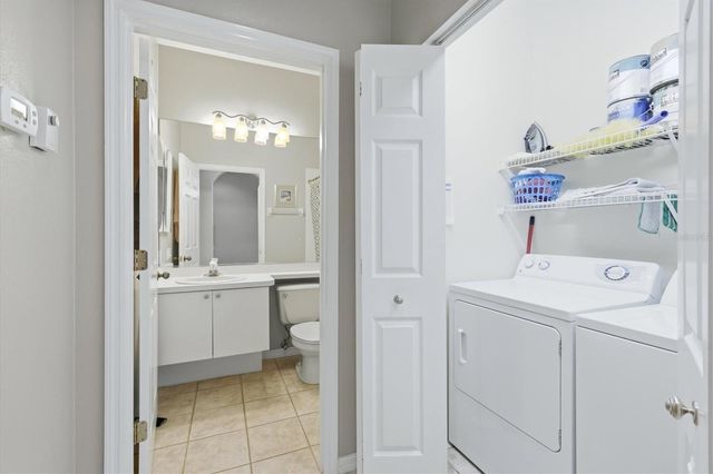 8549 54TH AVENUE CIRCLE E, Bradenton, FL 34211