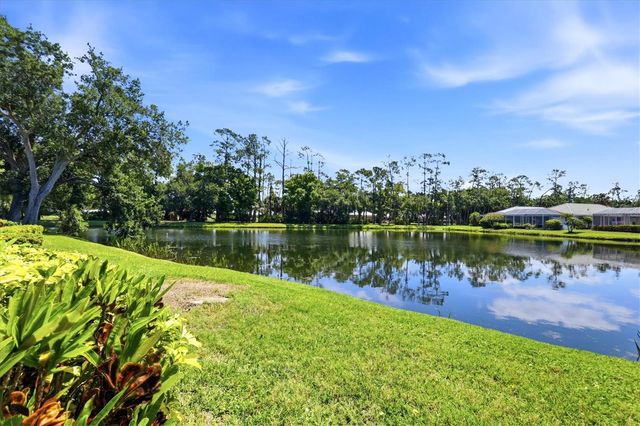 8549 54TH AVENUE CIRCLE E, Bradenton, FL 34211