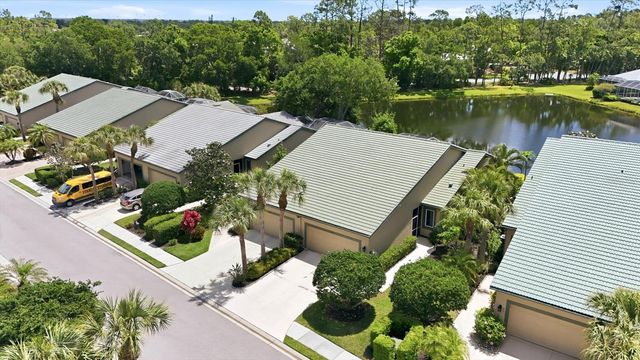 8549 54TH AVENUE CIRCLE E, Bradenton, FL 34211