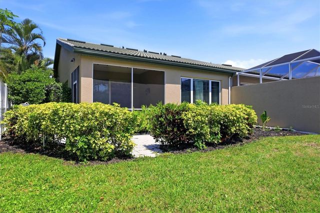 8549 54TH AVENUE CIRCLE E, Bradenton, FL 34211