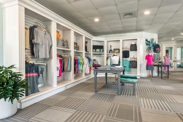 8549 54TH AVENUE CIRCLE E, Bradenton, FL 34211