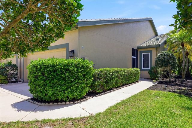 8549 54TH AVENUE CIRCLE E, Bradenton, FL 34211