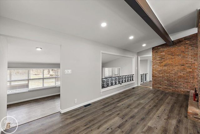 1765 E Predmore Road, Oakland Twp, MI 48363