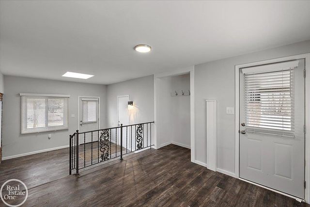 1765 E Predmore Road, Oakland Twp, MI 48363