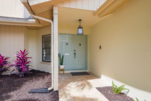 1011 RIDGE DRIVE, Palm Harbor, FL 34683