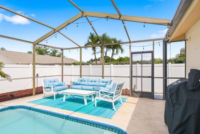 1011 RIDGE DRIVE, Palm Harbor, FL 34683