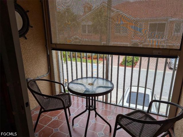 1813 Concordia Lake CIR 2006, Cape Coral, FL 33909