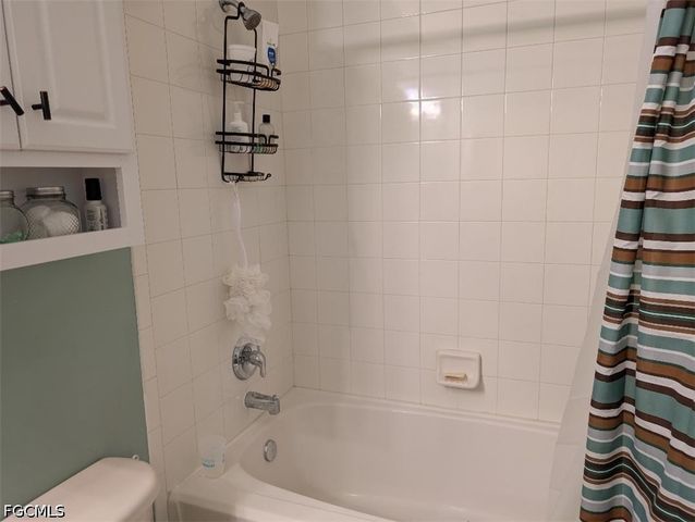 1813 Concordia Lake CIR 2006, Cape Coral, FL 33909
