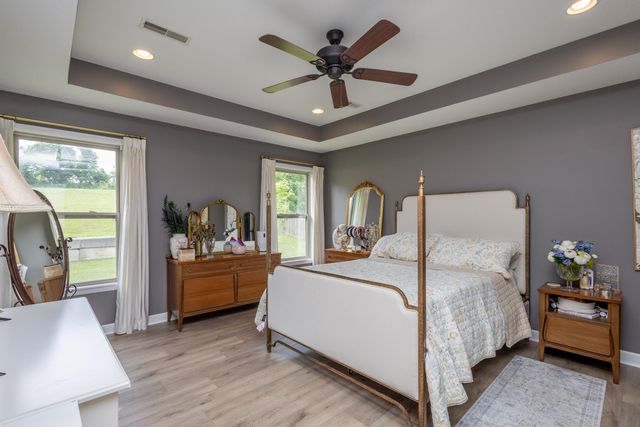 4004 EAGLE VIEW CT, Columbia, MO 65203