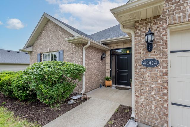 4004 EAGLE VIEW CT, Columbia, MO 65203
