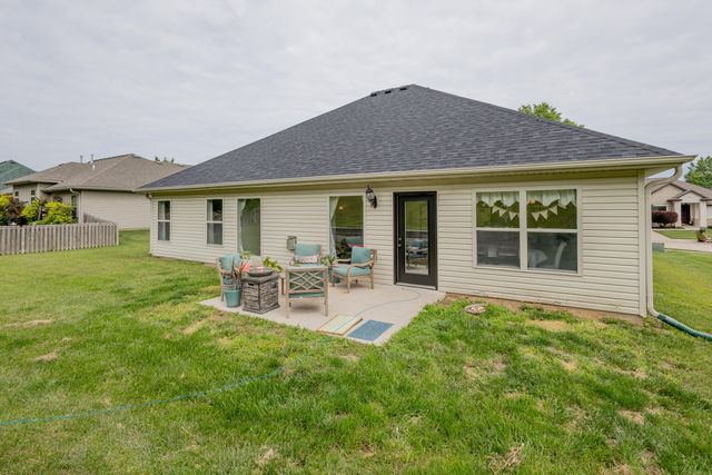 4004 EAGLE VIEW CT, Columbia, MO 65203