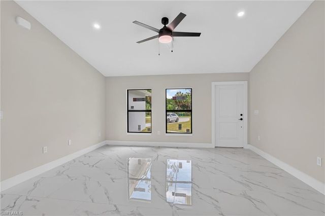 436 41st AVE NE, Naples, FL 34120