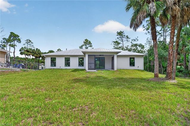 436 41st AVE NE, Naples, FL 34120