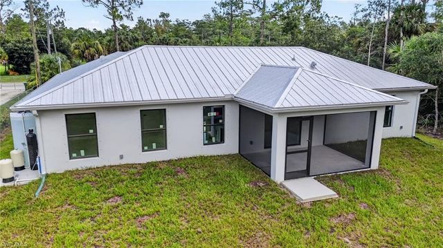 436 41st AVE NE, Naples, FL 34120