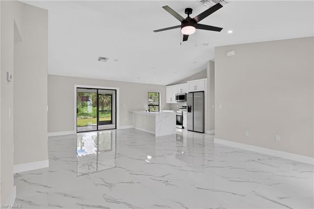 436 41st AVE NE, Naples, FL 34120