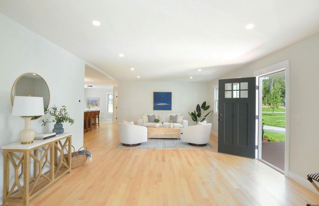 73 Tern Lane, Centerville, MA 02632