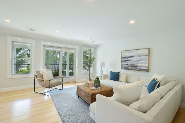 73 Tern Lane, Centerville, MA 02632