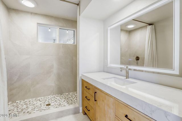 320 W PACIFICO Circle, Litchfield Park, AZ 85340