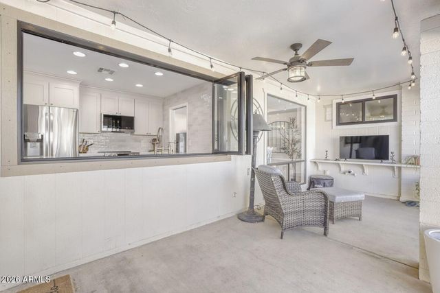 320 W PACIFICO Circle, Litchfield Park, AZ 85340