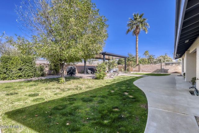 320 W PACIFICO Circle, Litchfield Park, AZ 85340