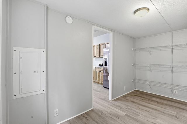 8469 SE 71ST STREET, Newberry, FL 32669