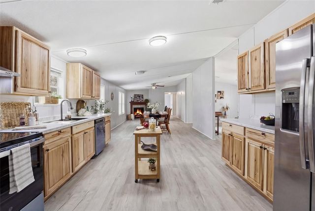 8469 SE 71ST STREET, Newberry, FL 32669