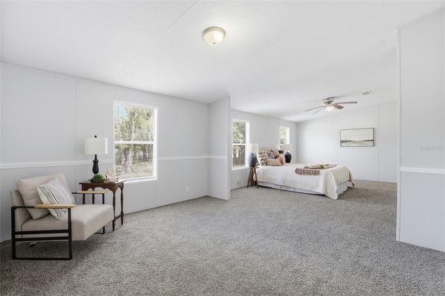 8469 SE 71ST STREET, Newberry, FL 32669