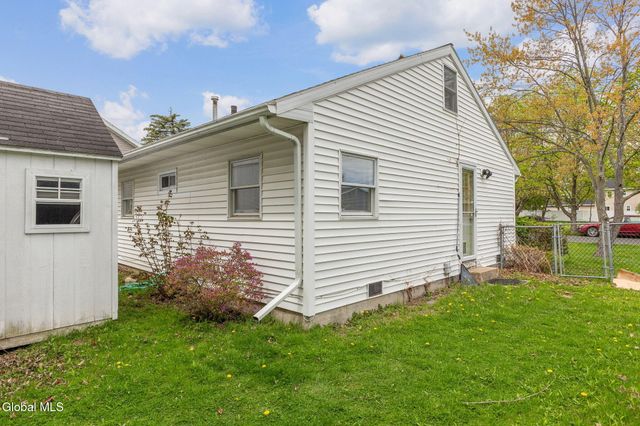 287 New York Avenue, Cohoes, NY 12047