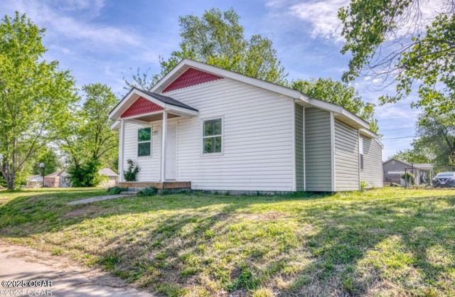1729 S Indiana Avenue, Joplin, MO 64804