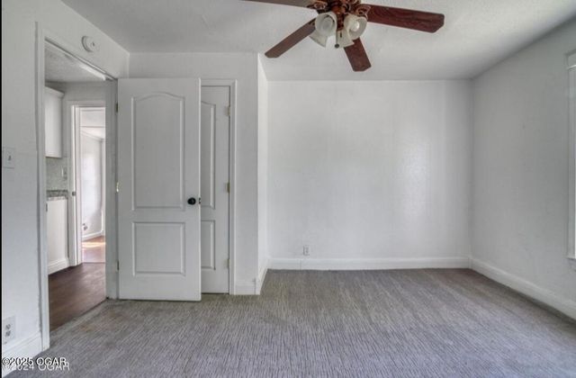 1729 S Indiana Avenue, Joplin, MO 64804