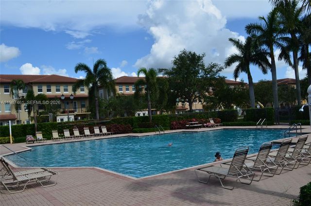 1524 SW 147th Ave, Pembroke Pines, FL 33027