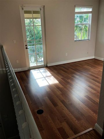 1524 SW 147th Ave, Pembroke Pines, FL 33027