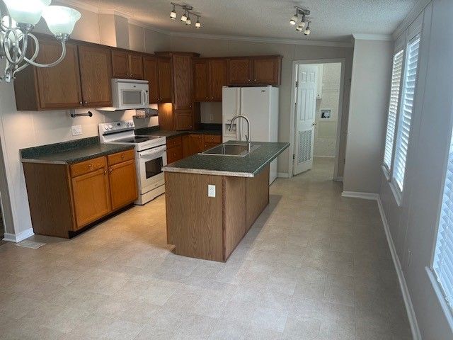 11059 Richardo Lane, Fort Worth, TX 76244