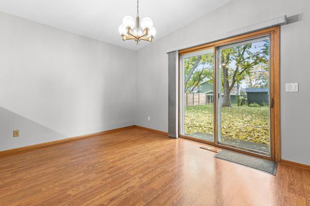 3212 33rd Avenue NE, Saint Anthony, MN 55418