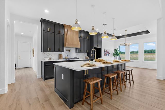 176 County Road 4615, Wolfe City, TX 75496