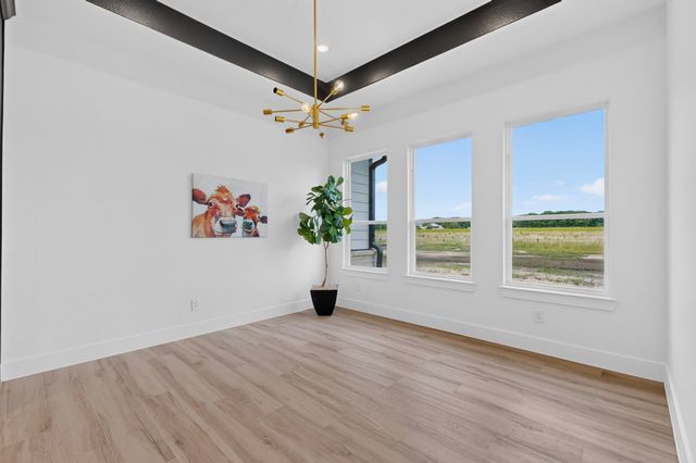 176 County Road 4615, Wolfe City, TX 75496