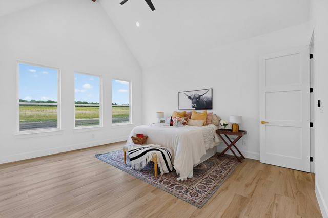 176 County Road 4615, Wolfe City, TX 75496