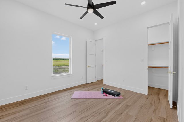 176 County Road 4615, Wolfe City, TX 75496
