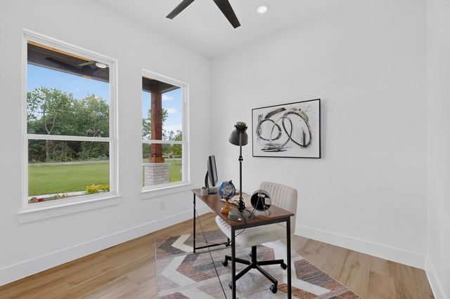 176 County Road 4615, Wolfe City, TX 75496