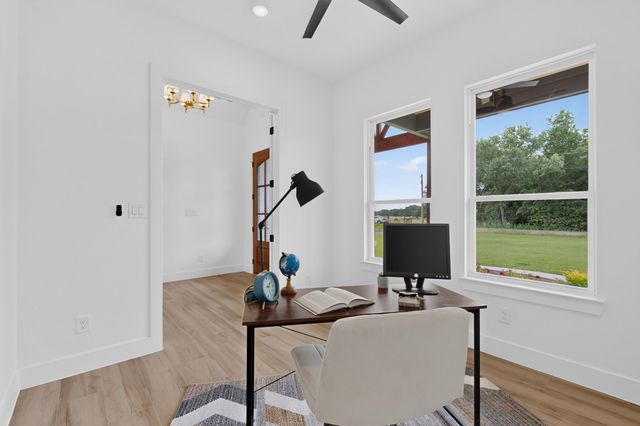 176 County Road 4615, Wolfe City, TX 75496