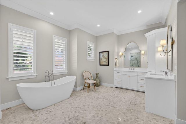 7748 SE Manhasset Place, Hobe Sound, FL 33455